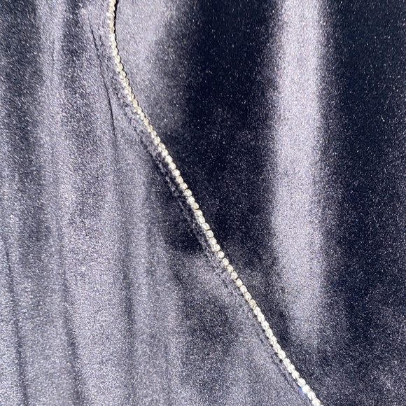 Victoria’s Secret size extra large, black with rhinestone, triml hoodie, Valore - Picture 5 of 5